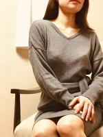 ���� ���q